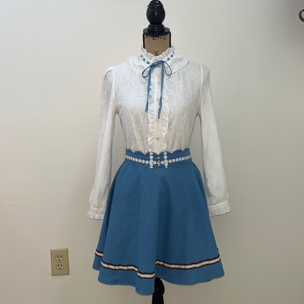 Set of Kawaii Long Sleeve Lace Ruffled Top and Circle Skater Skirt